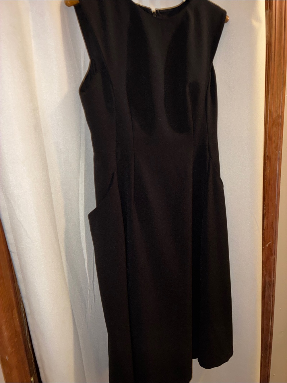 EUC White House Black Market Classic Black Sleeveless A-Line Dress Size 6 - Picture 6 of 11